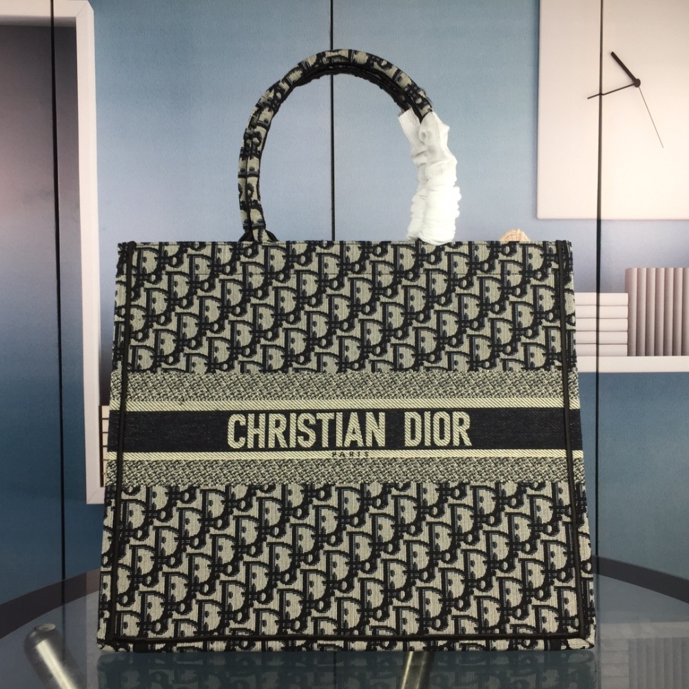 Dior Book Tote Bag Medium 1286