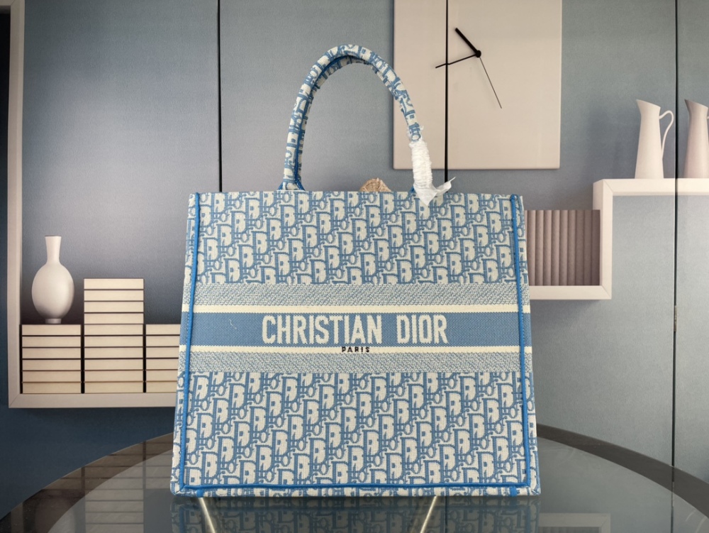 Dior Book Tote Bag Medium 1286