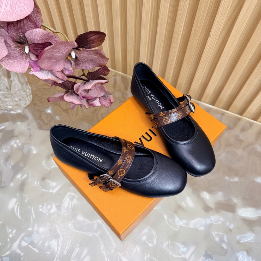 LV Bella Mary‑Jane Ballerina Flats, Double Monogram Canvas Buckle Strap Women Flat Ballet Shoes-Black