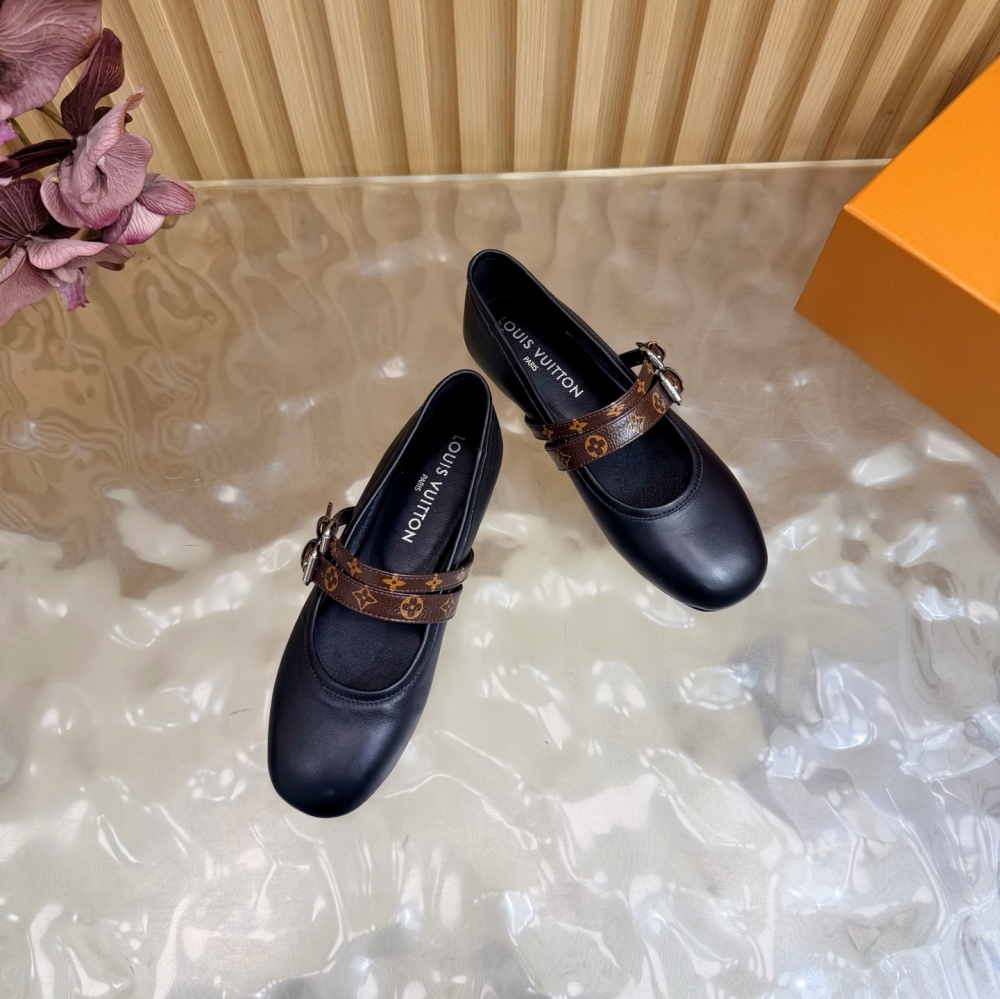LV Bella Mary‑Jane Ballerina Flats, Double Monogram Canvas Buckle Strap Women Flat Ballet Shoes-Black