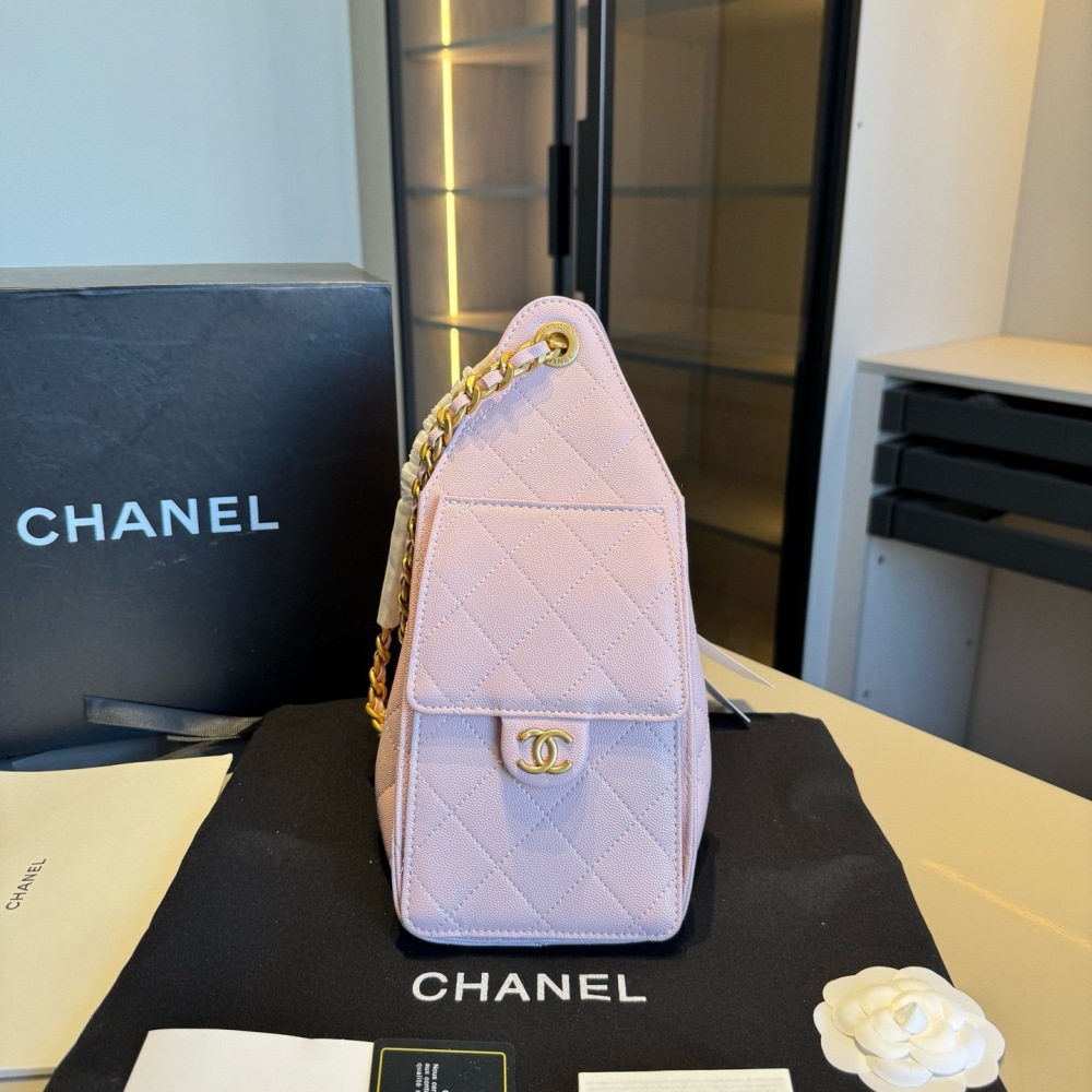 CHANEL 25 Hobo Handbag Golden Caviar Granulated Beef Skin Drawstring Bucket Tote