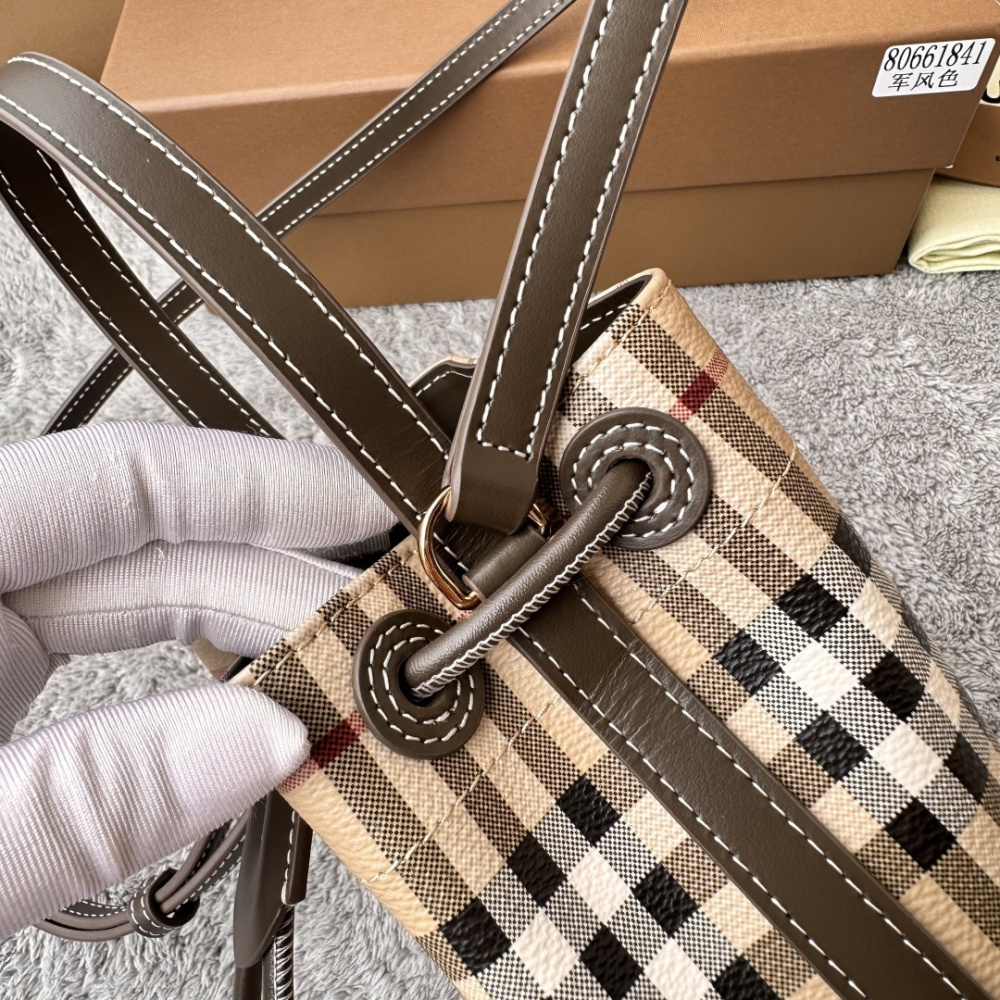 Mini Vintage Check Drawstring Bucket Bag, Women Leather Trim Crossbody Purse with Adjustable Shoulder Strap, Luxury British Daily Handbag