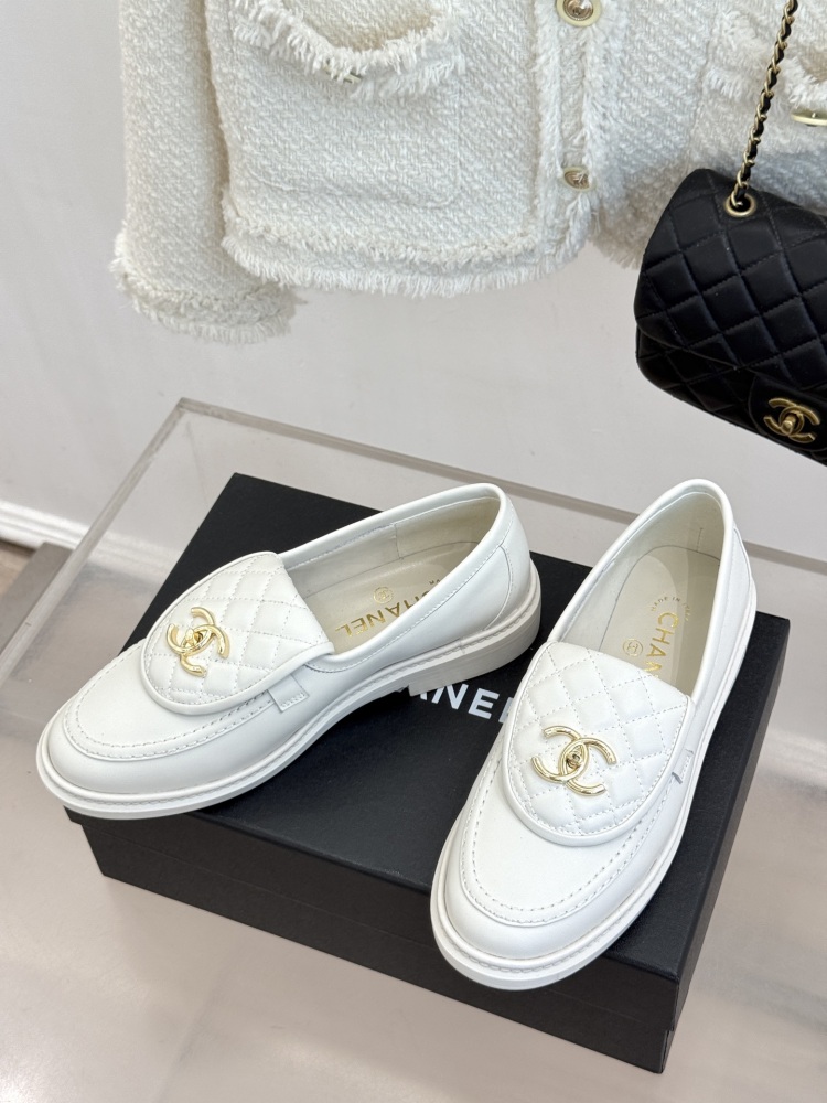 Chanel Quilted Flap Turnlock CC Loafers, Black Calfskin Low Heel Slip On Leather Loafers For Women