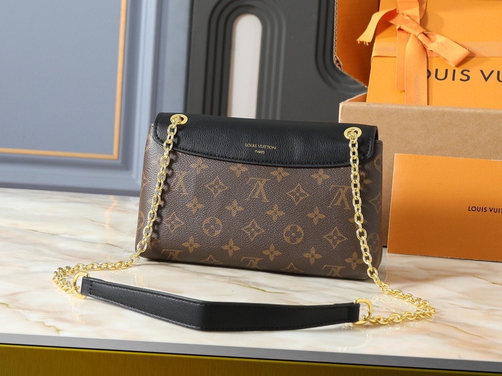 LV Madeleine BB M28424 M28588 M28587 M28610 M28611 Brown