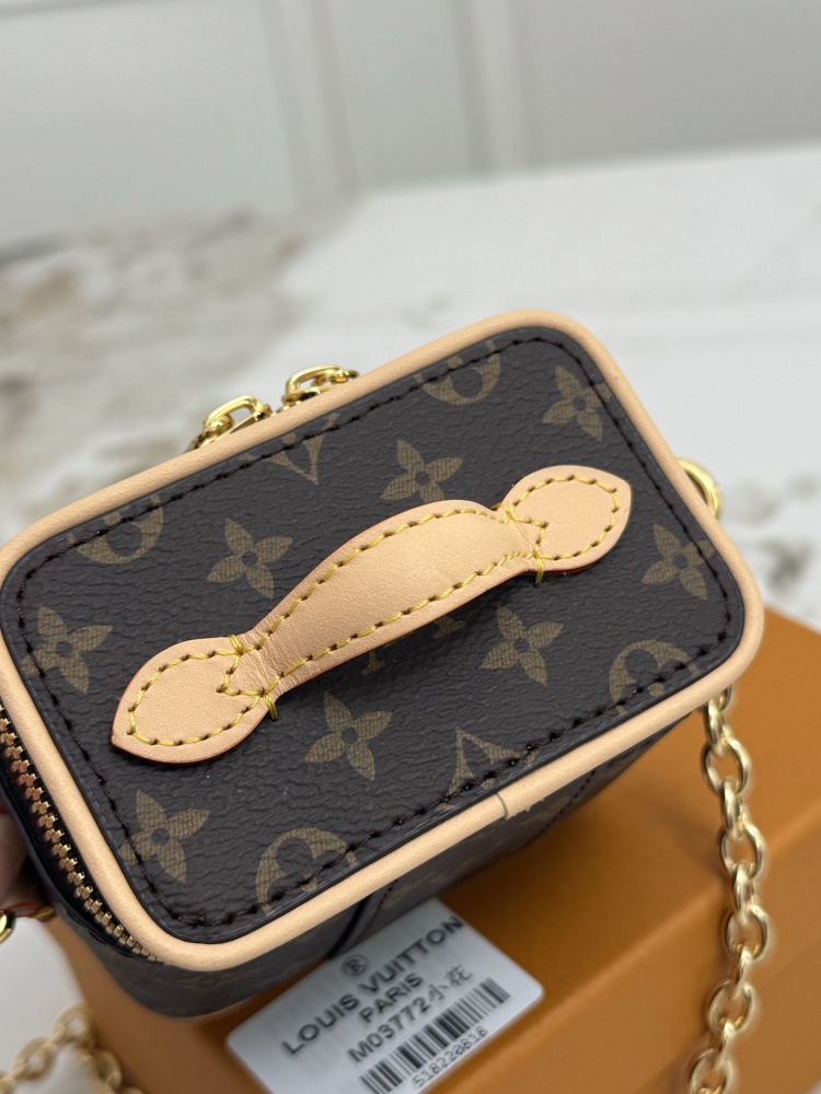 Louis Vuitton Nice Mini Vanity Case Chain Crossbody Bag M03772