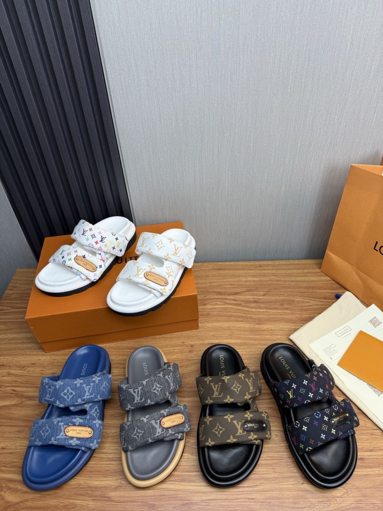 LV Couples' Slippers Pool Pillow Comfort‌ Denim Slippers