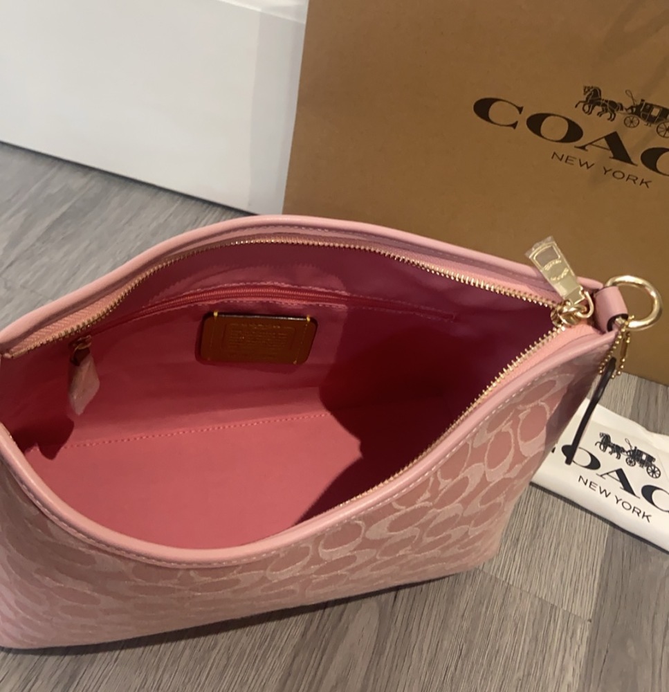 Coach Laurel 31 Hobo CER66 Powder Pink Signature Jacquard Canvas 2-Way Women Shoulder Crossbody Bag