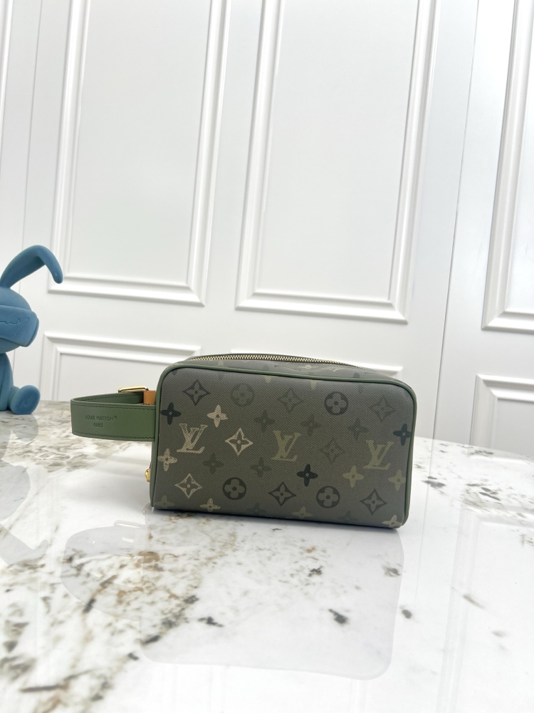 LV Locker Dopp Kit Toiletry Pouch Monogram Canvas Travel Wash Bag M83112 Unisex Cosmetic Makeup Bag With Adjustable Leather Handle