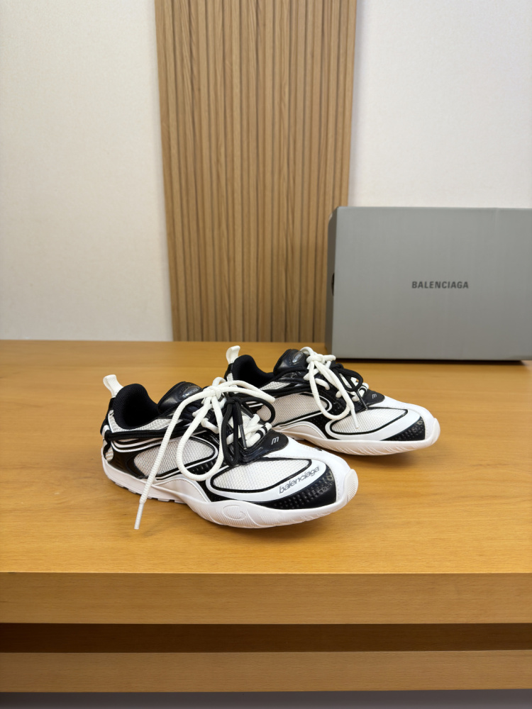 Balenciaga Radar Gradient Lines Sneakers Purple Pink Mesh Panel Running Shoes Luxury Designer Low Top Casual Sneakers for Daily Street Style