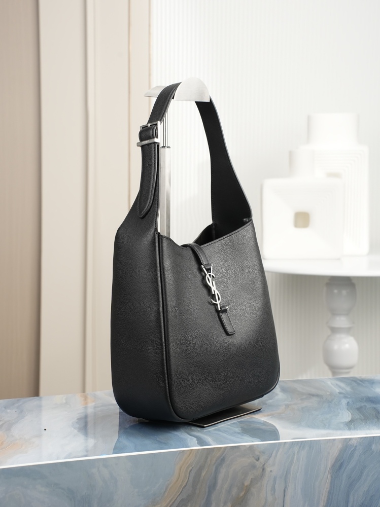 YSL Saint Laurent Le5À7 Hobo Bucket Underarm Bag 713938