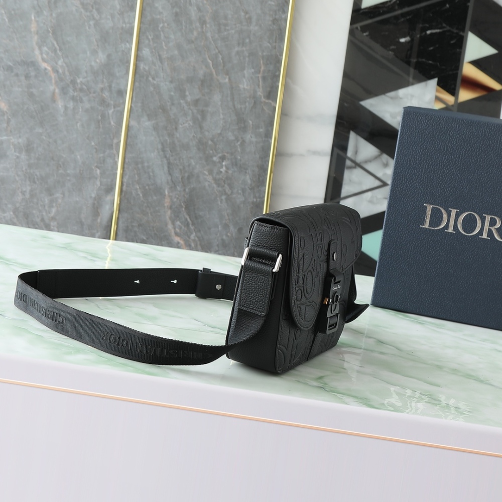 Dior Jett Style Messenger Bag with Flap, Embossed Grained Calfskin Leather Men's Crossbody Shoulder Bag