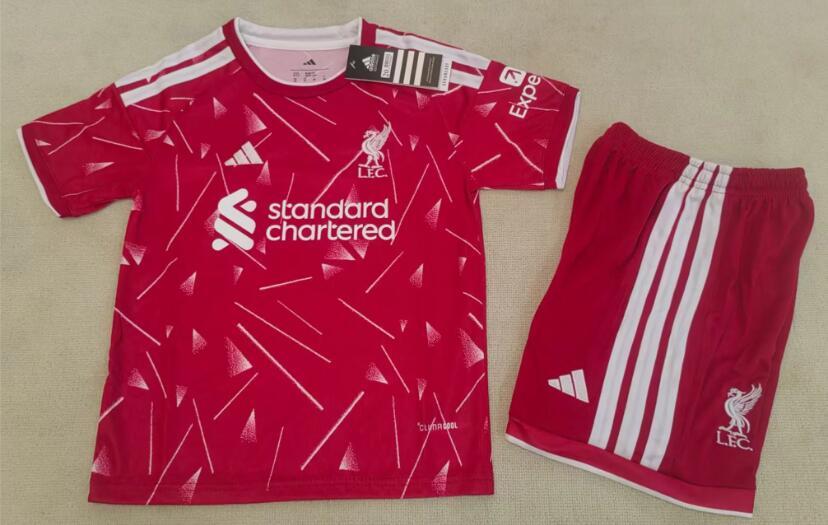 2627 Liverpool children's jersey, No. 7 Wirtz, No. 11 Salah, home short-sleeved football jersey customization.