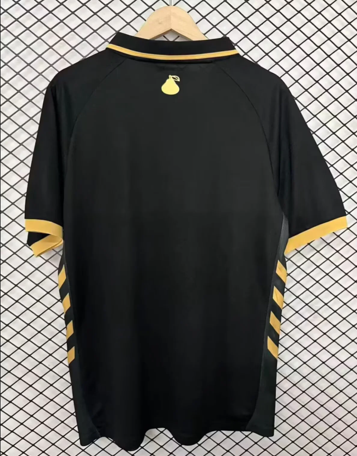 2026 Malaga Retro Black S-4XL
