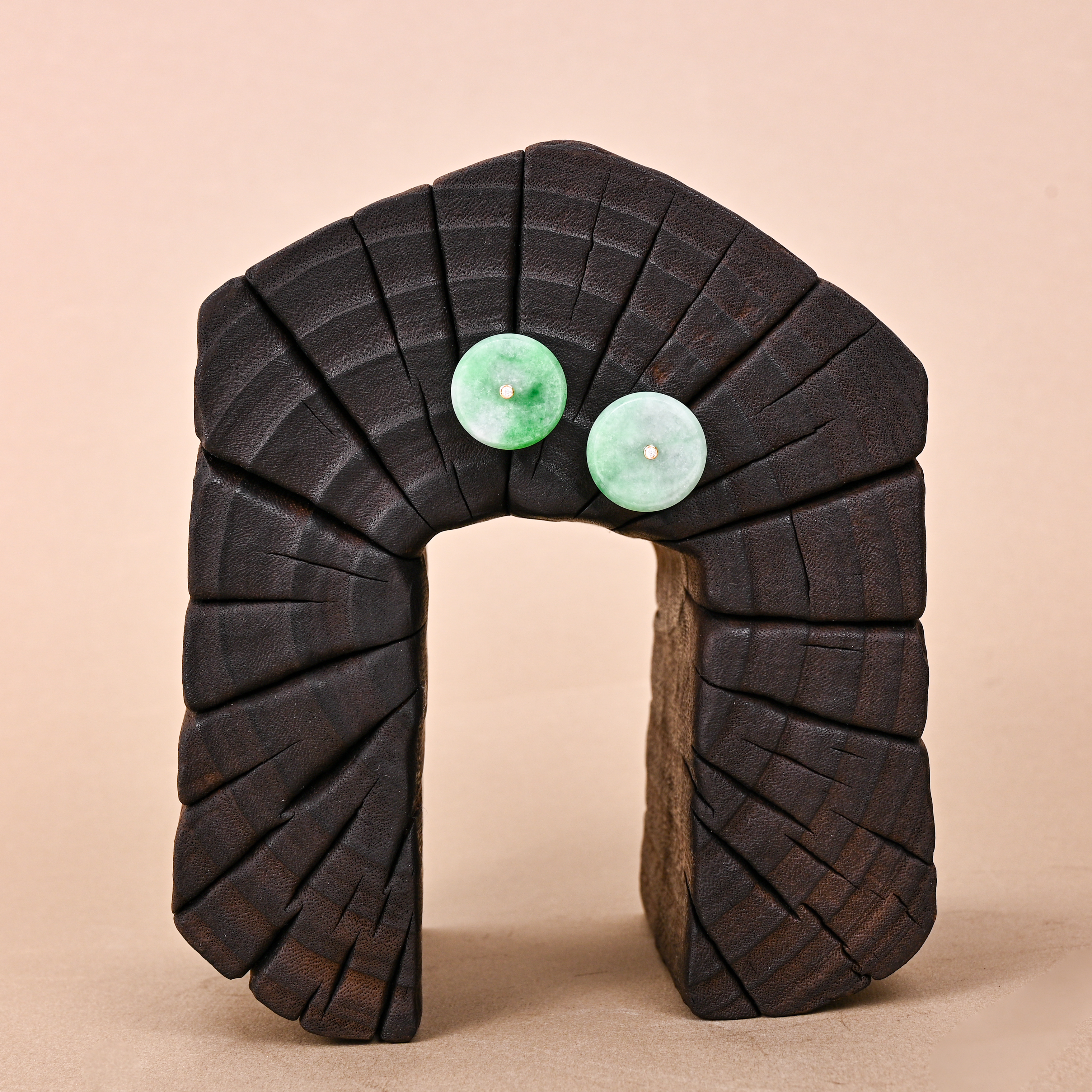 The Ping An Studs Serene Shield in green
