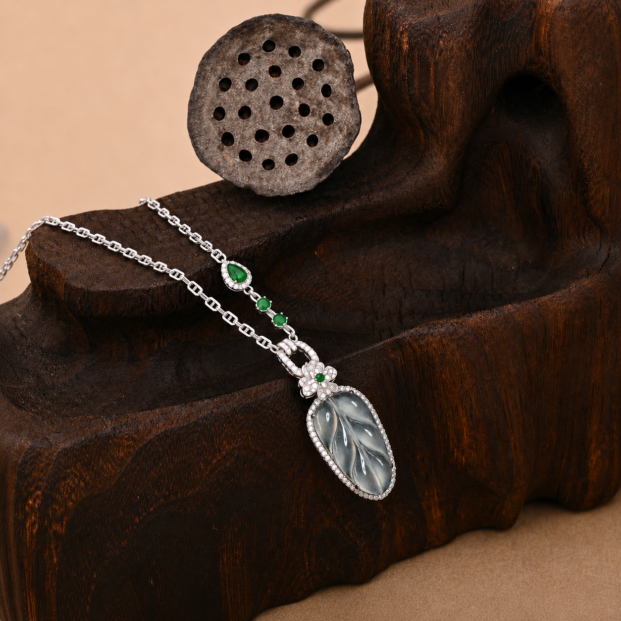 The "Dynasty  Leaf" Pendant Necklace