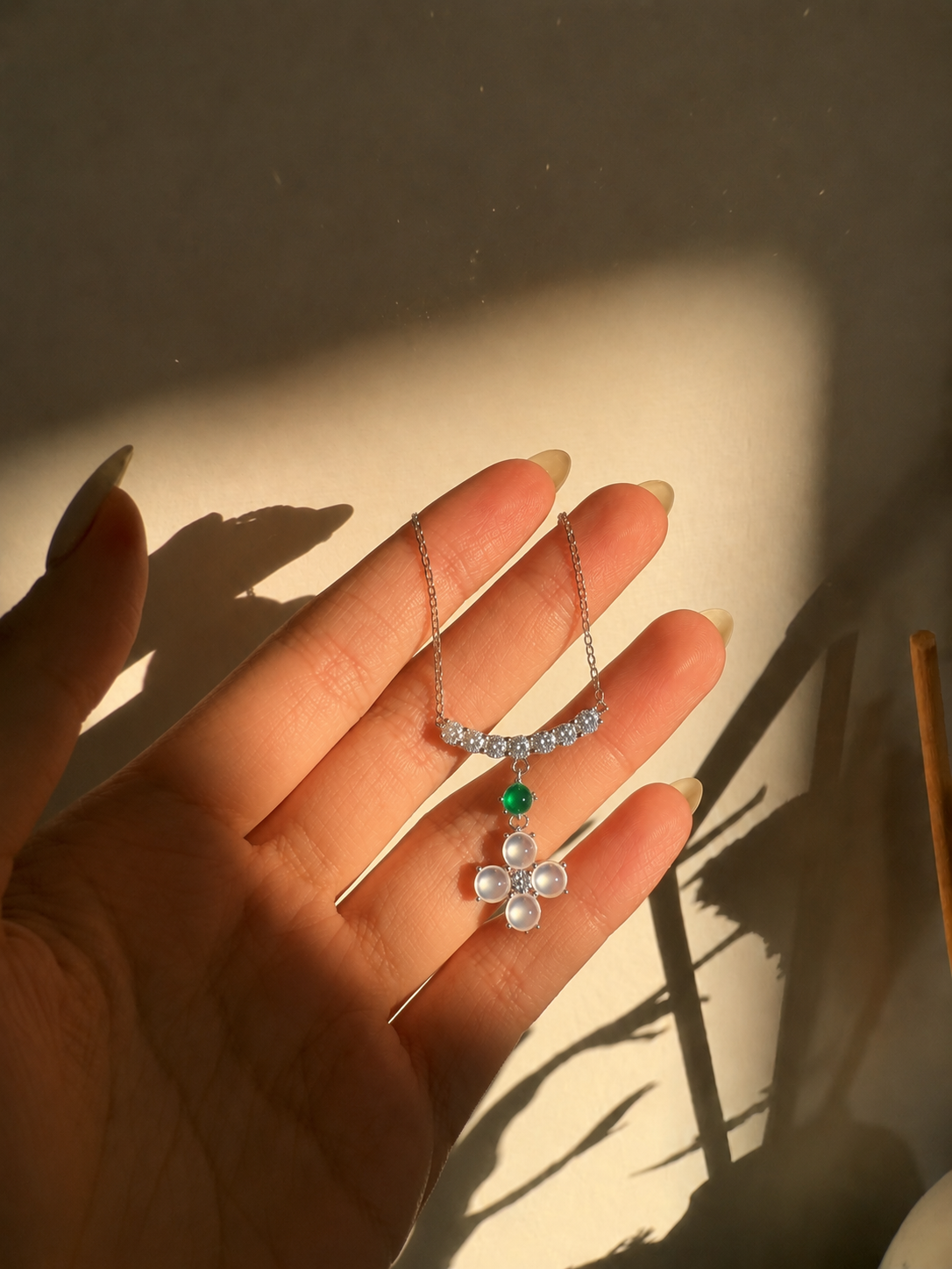 The "Clover" Pendant Necklace