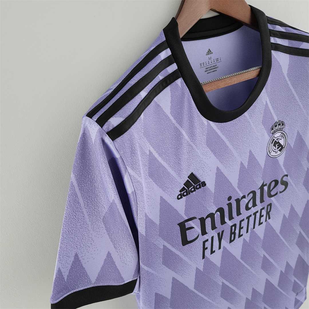 22-23 Real Madrid away jersey