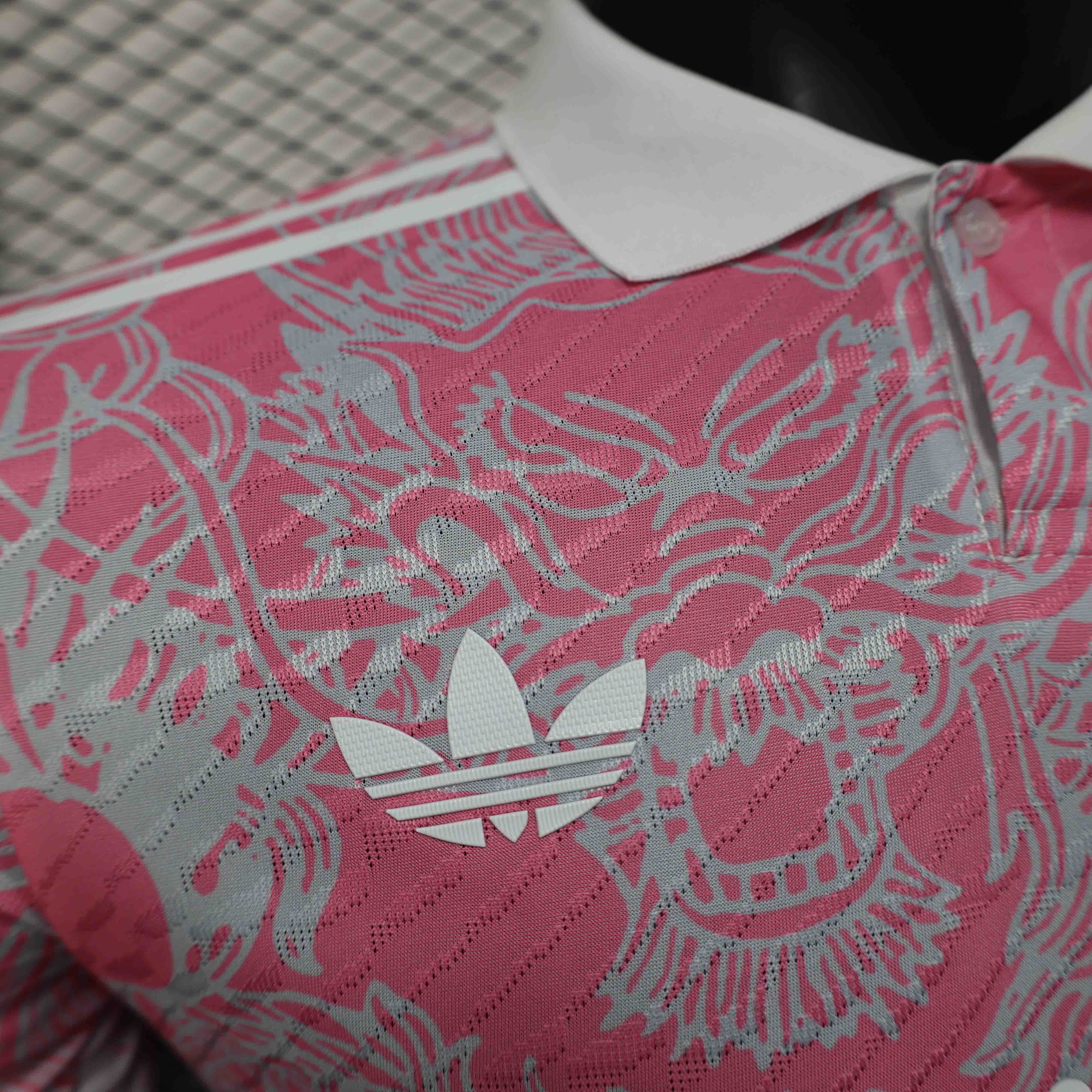 25-26 Real Madrid Pink Dragon Player Special Edition Football Shirt