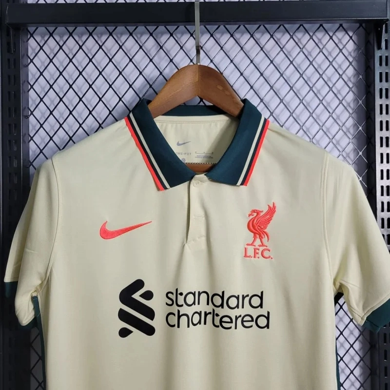 21-22 Liverpool Away Retro Football jersey Fan version