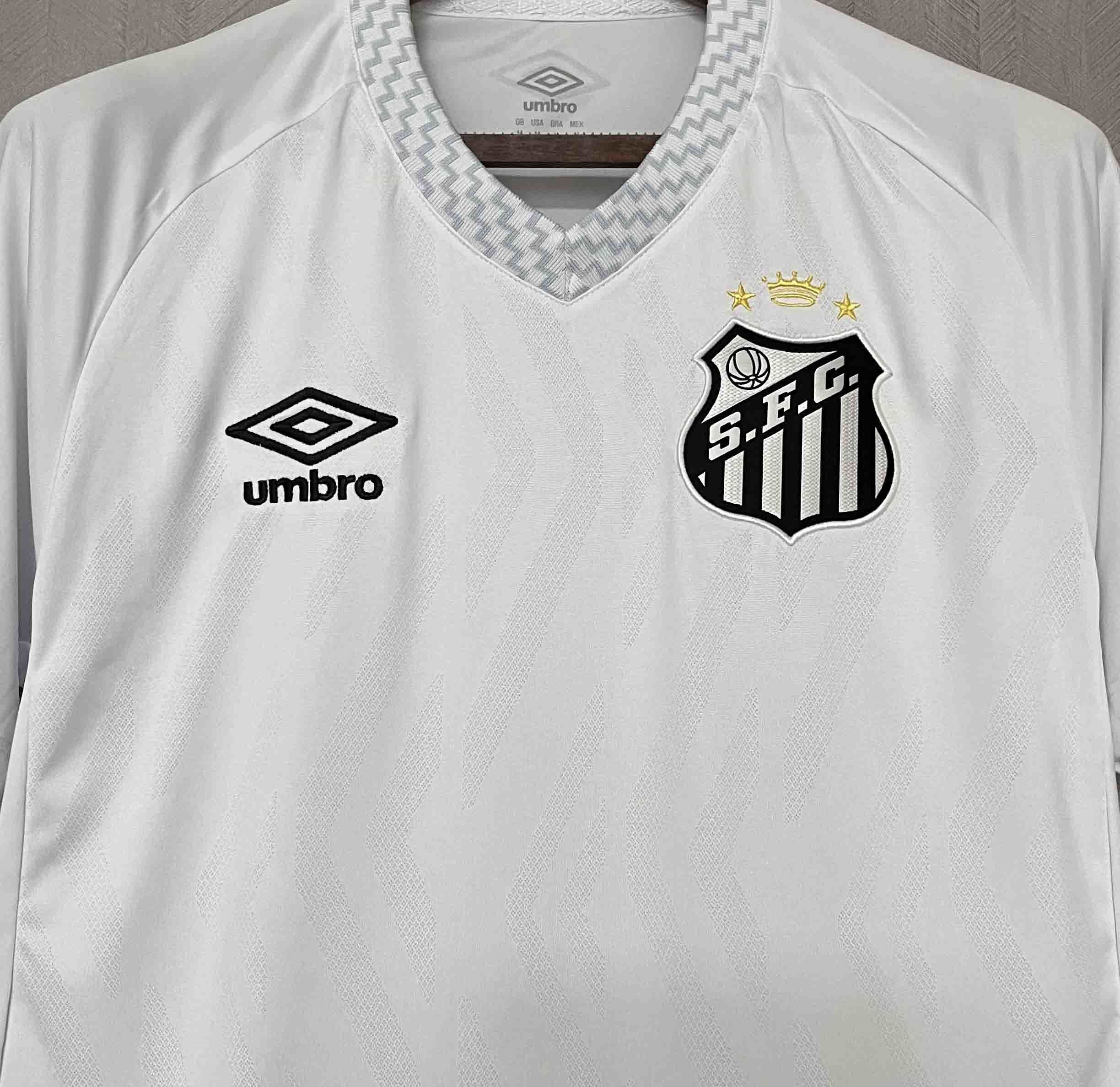 Santos Fc Home Football jersey 2025-26 Fan Version