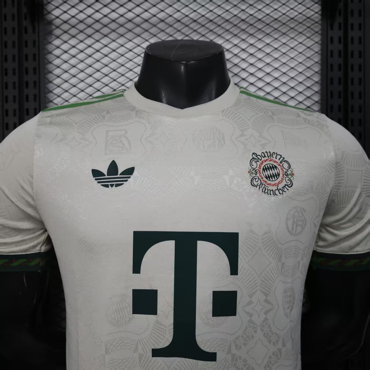 Men's Fc Bayern Munich 125th Anniversary Shirt 25-26 Player version