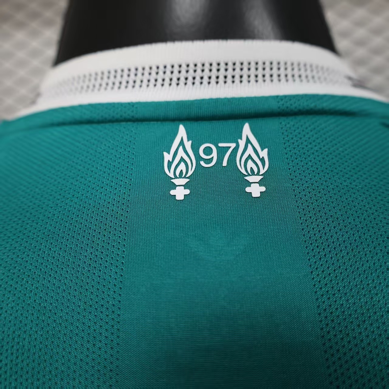 Liverpool Long Sleeve Third away green football jersey 2025-26 Player version