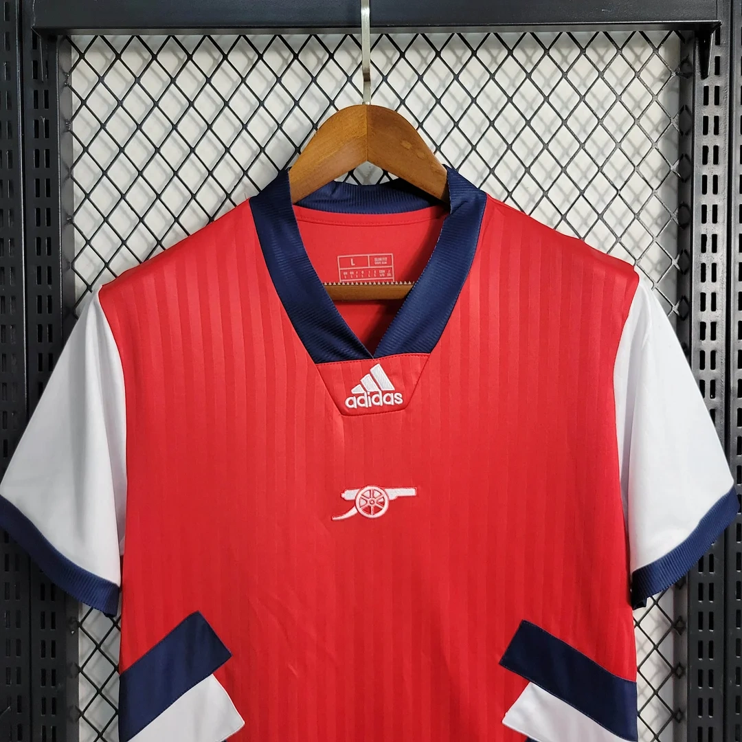 Arsenal Casual Red Football Shirt 2022/2023
