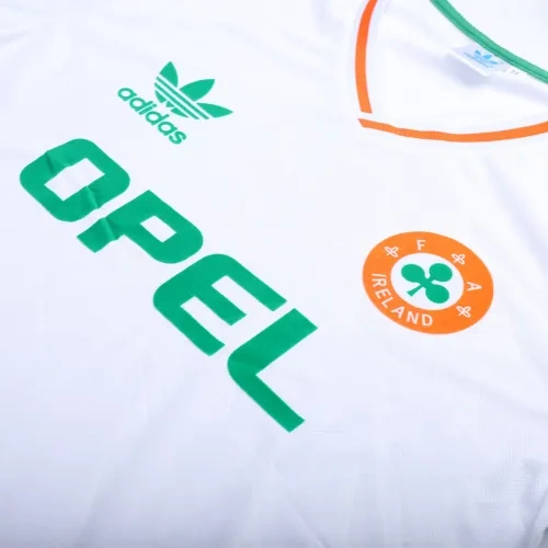 Ireland  World Cup 1990 Retro Soccer Jersey Away