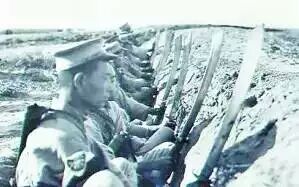 Chinese soldiers using the anti-Japanese saber