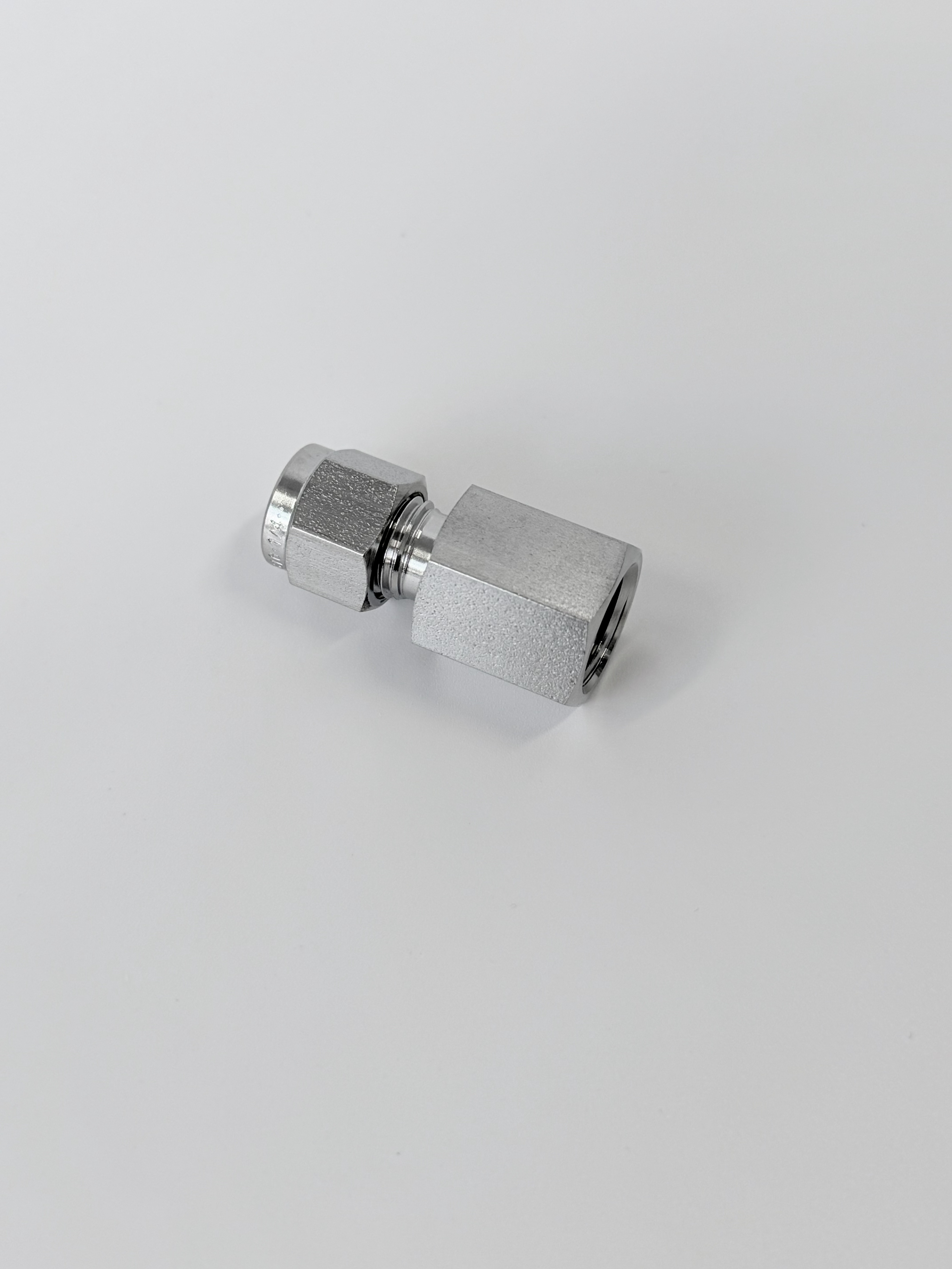 "Coupled to 1" internal thread,Shanghai Grelok Fluid System Co., Ltd,"Coupled to 1" internal thread