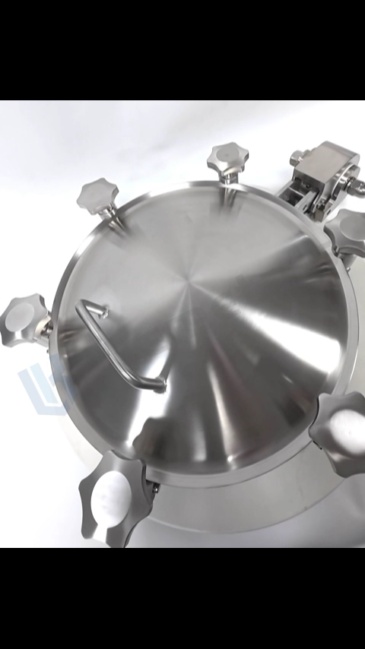 Pressure Manhole PN6