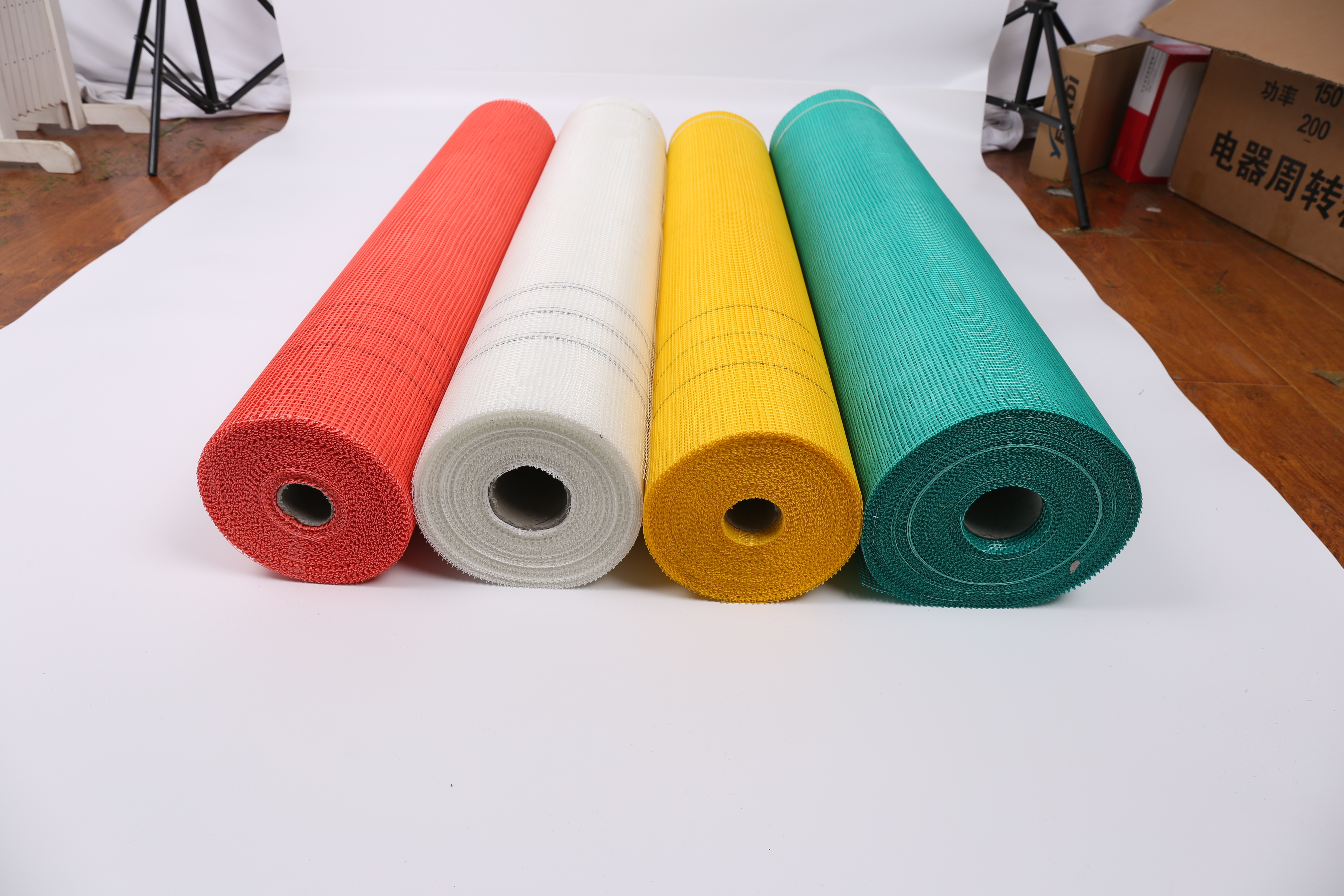 Alkali resistant fiberglass mesh roll