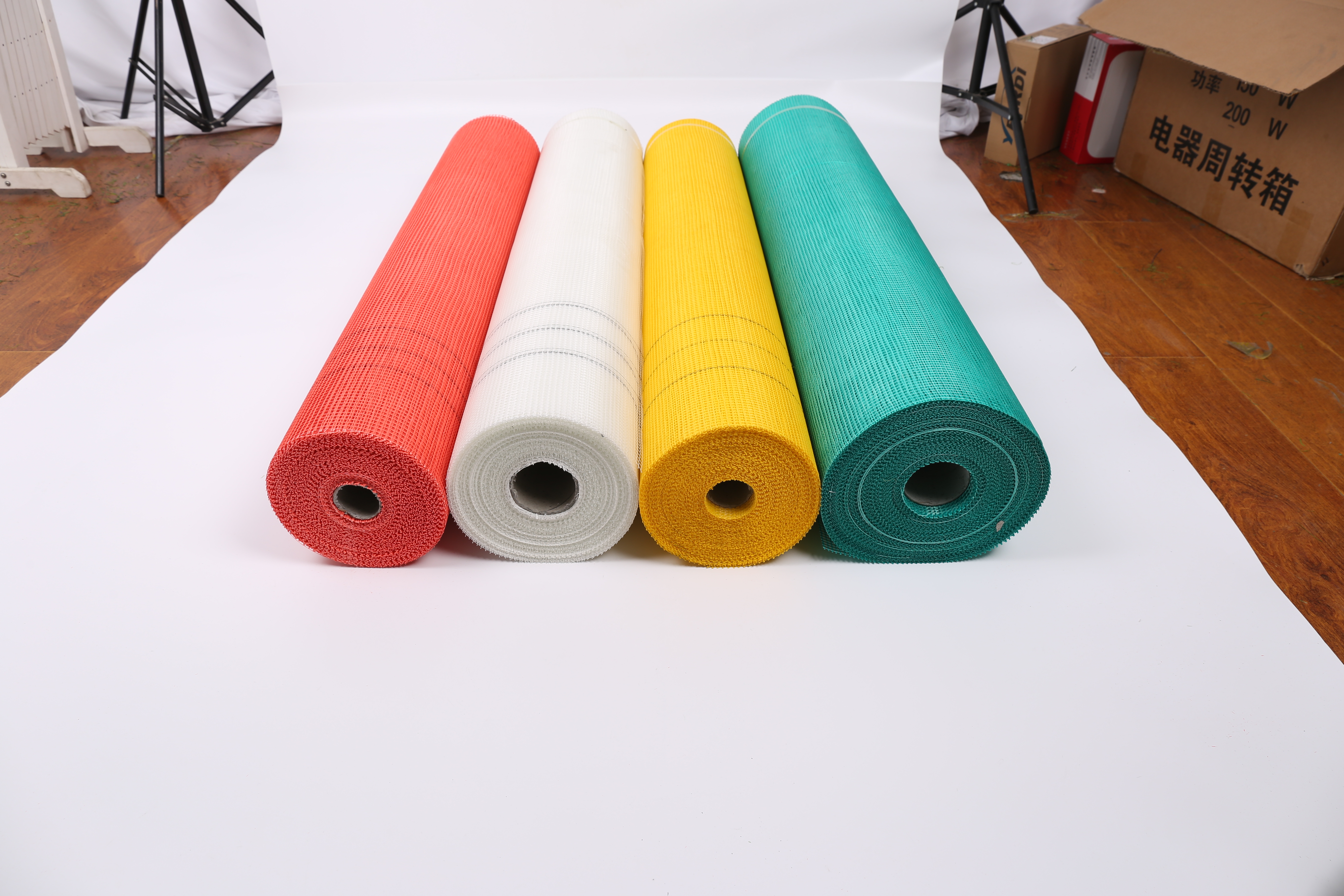 Fiberglass mesh roll detail image for specification reading