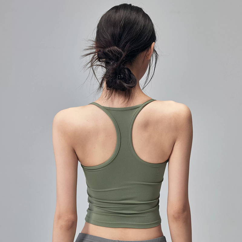 Military green integrated women's sports vest can be worn externally
