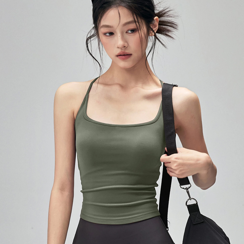 Military green integrated women's sports vest can be worn externally