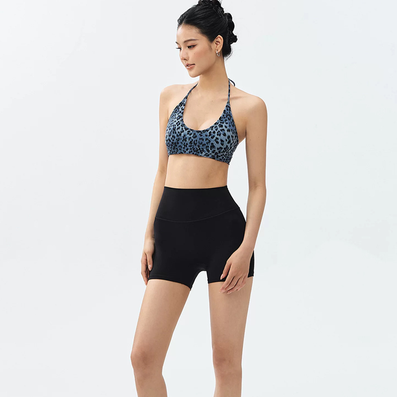 Leopard print neck hanging women's sports vest can be worn externally