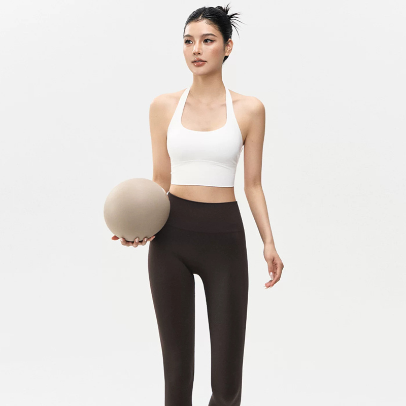 White women's sports vest can be worn externally
