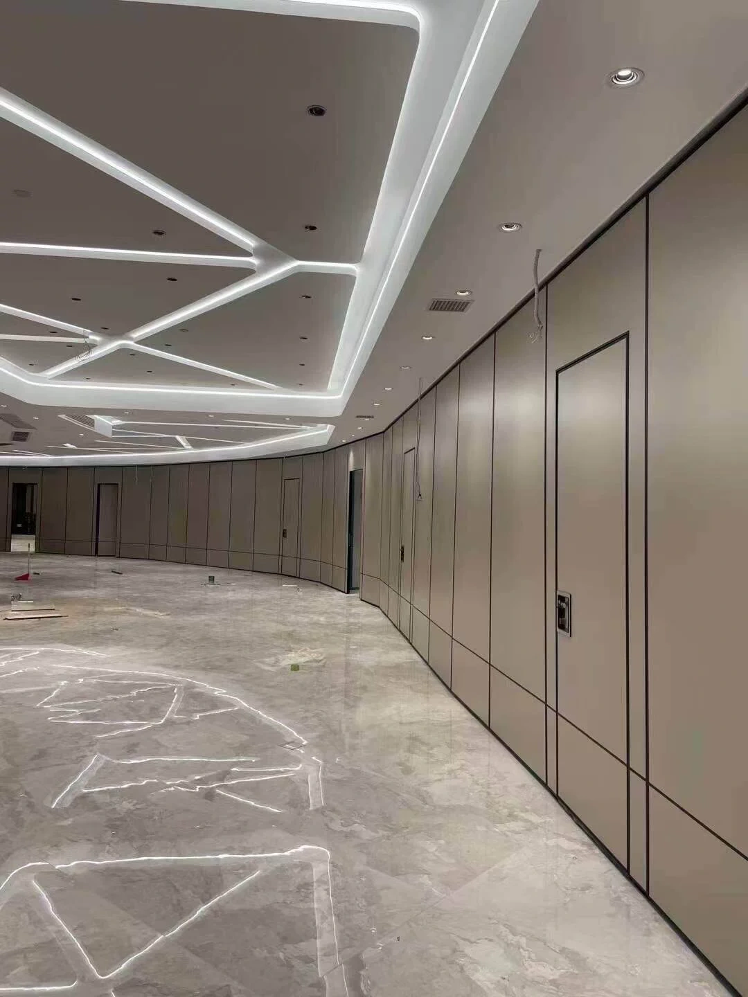 Easy Install Bamboo Charcoal Veneer,Linyi Rayhoo New Materials Co.,Ltd,Stable Bamboo Charcoal Wood Veneer