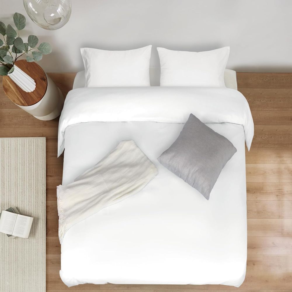 White Duvet Cover Queen Size – Queen Duvet Cover Set - Soft and Breathable Comforter Cover with Zipper Closure, 3Pieces, 1 Duvet Cover (90x90) and 2 Pillow Cases(20x26)