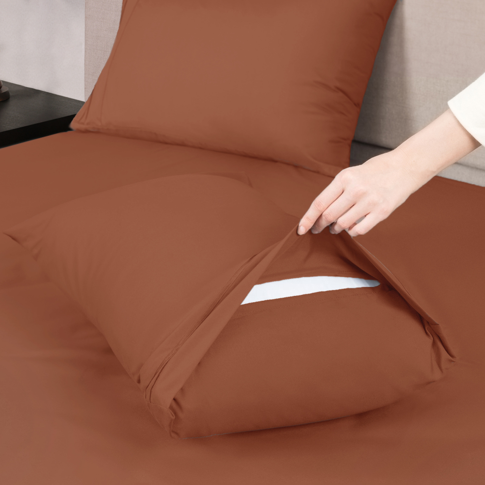 Queen Size Sheet Set - Hotel Luxury 1800 Bedding Sheets & Pillowcases - Deep Pocket Fitted Sheet, Soft, Breathable, Wrinkle & Fade Resistant - 4 Piece (Queen, Blush Pink)