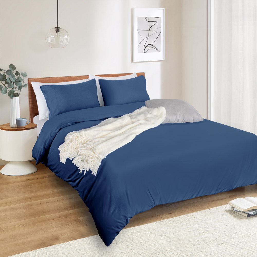White Duvet Cover Queen Size – Queen Duvet Cover Set - Soft and Breathable Comforter Cover with Zipper Closure, 3Pieces, 1 Duvet Cover (90x90) and 2 Pillow Cases(20x26)