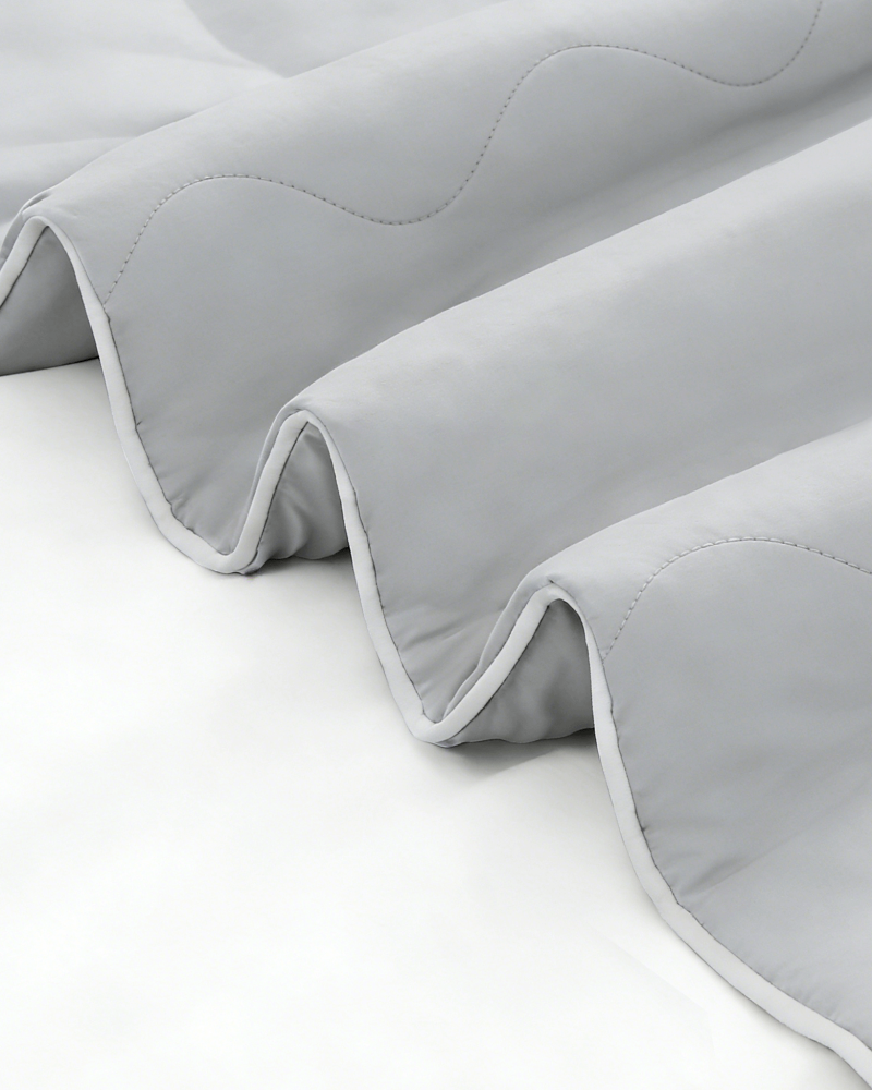 Cooling Comforters Queen Size - Cooling Blankets for Hot Sleepers - Summer Bedding with Light Weight, Breathable, Soft & Silk Fabric, 90”x90”, Blush Pink