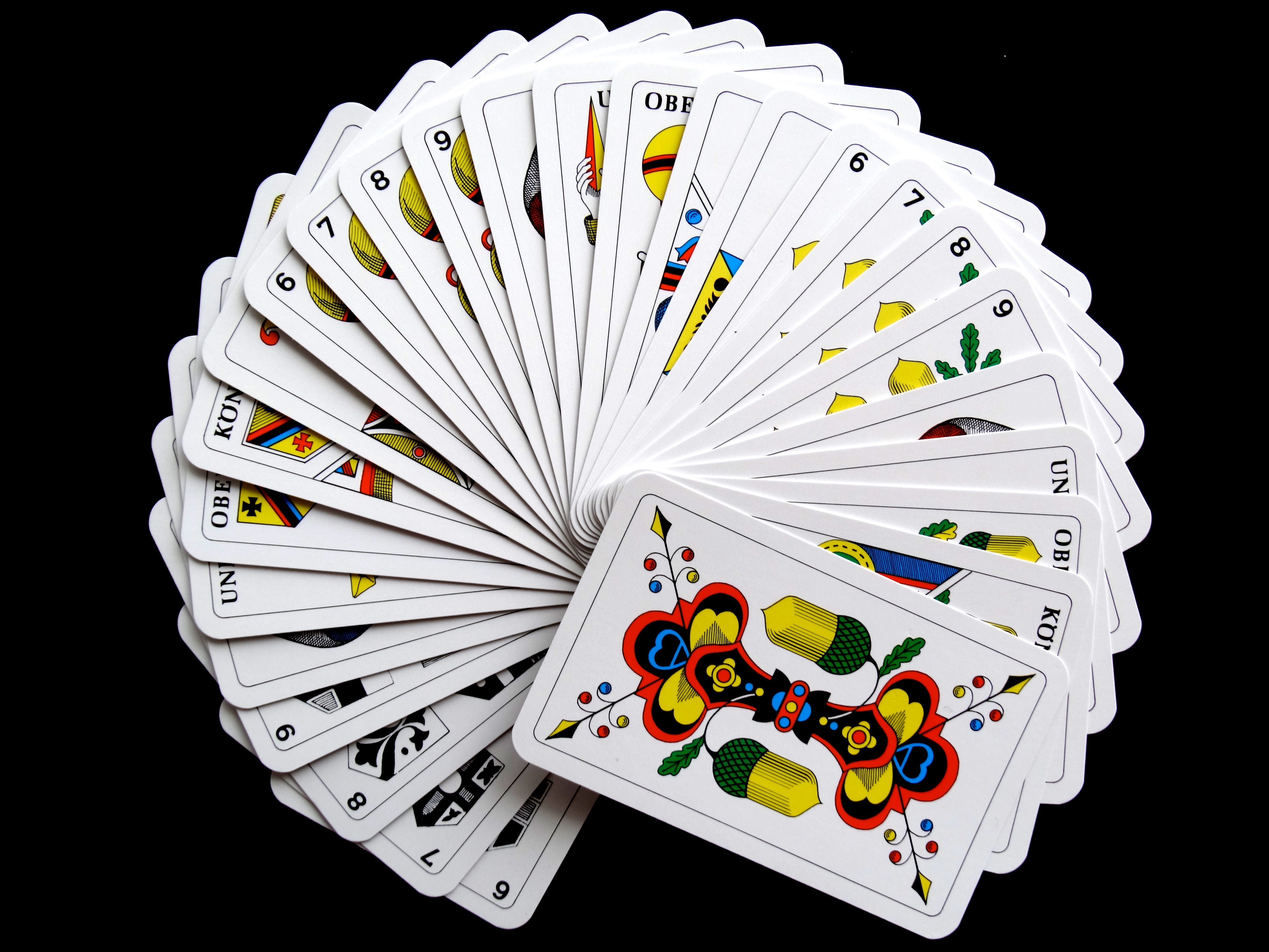 Custom collectible card packaging