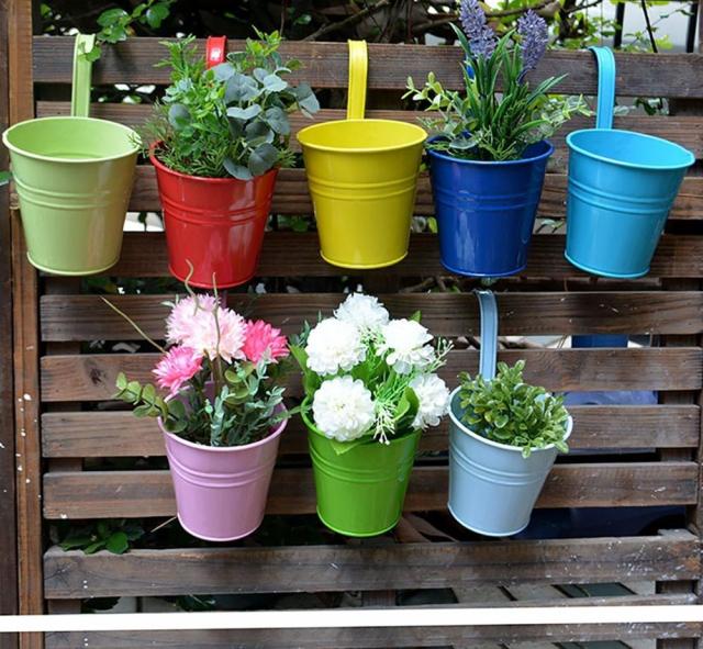 Flower pot