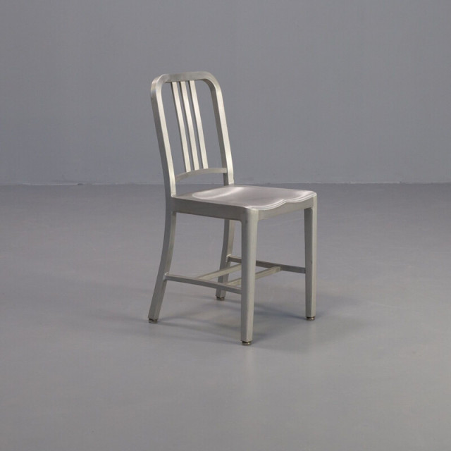 Wholesale Modern Aluminum Brush Navy Dining Chairs for Restaurant and Home Hot Sale at Cheap Price for Hotels