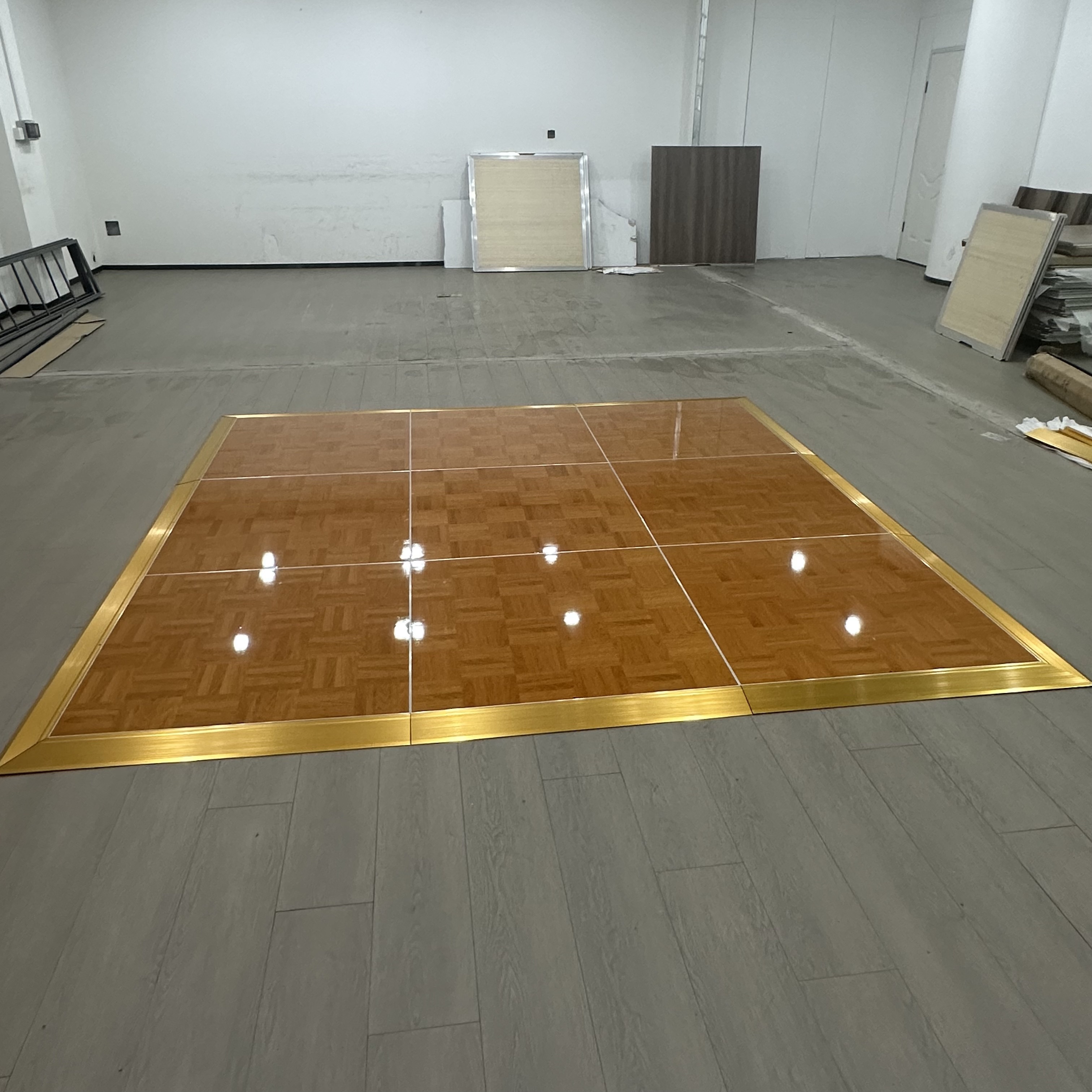 Eco-friendly High Quality Elegant Modern Fireproof Board Dancing Floors Tiles YASHI Brand 3-Year Warranty for Wedding