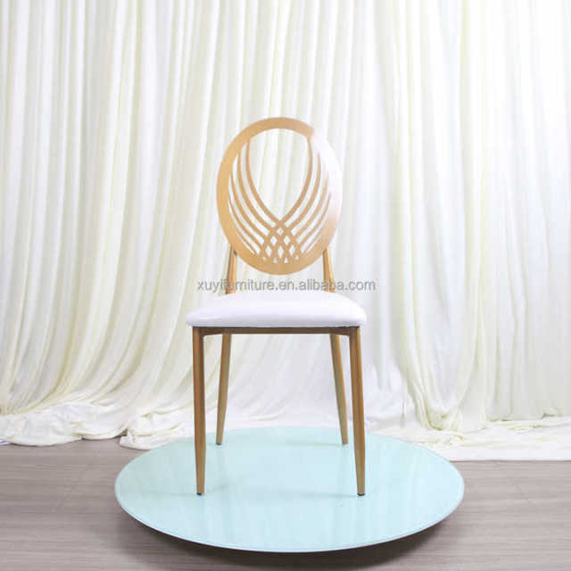 Wholesale Rental Use Wedding Decoration Stackable Movable Cushion Gold Chiavari Chairs for Sale