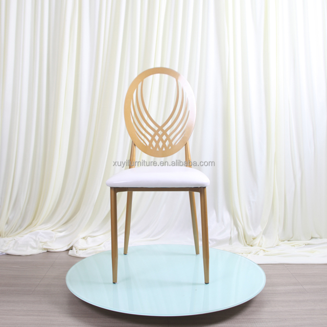 Wholesale Rental Use Wedding Decoration Stackable Movable Cushion Gold Chiavari Chairs for Sale