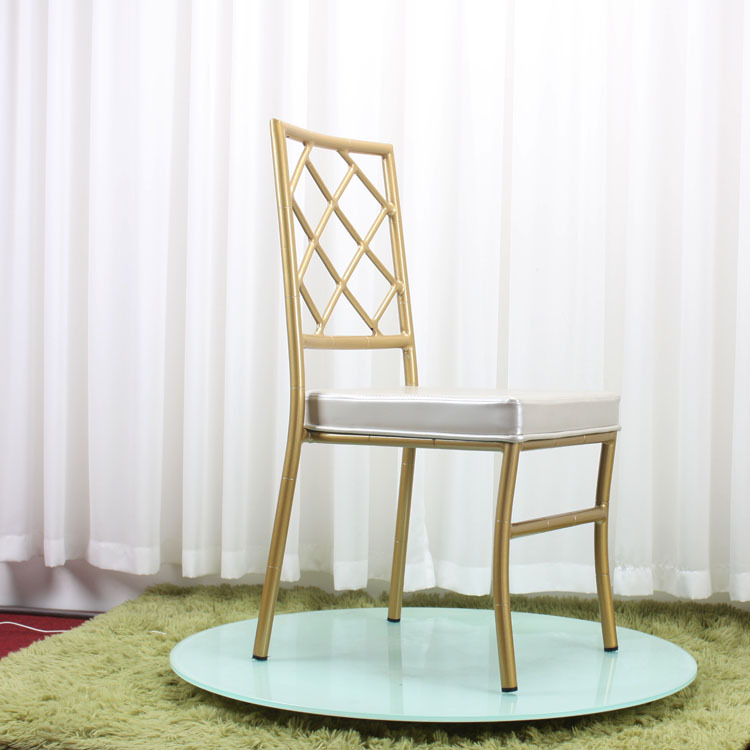 Wholesale Luxury Modern Stackable Champagne Gold Hotel Event Wedding Chiavari Chairs for Sale