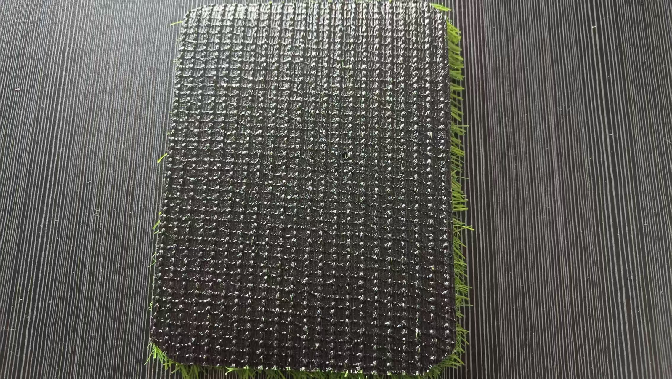 China Lawns Artificial turf Carpet  soccer field turf  sport Outdoor Turf  to Australia with MOQ 1500sqm,Qianshu Turf,China Lawns Artificial turf Carpet  soccer field turf  sport Outdoor Turf  to Australia with MOQ 1500sqm